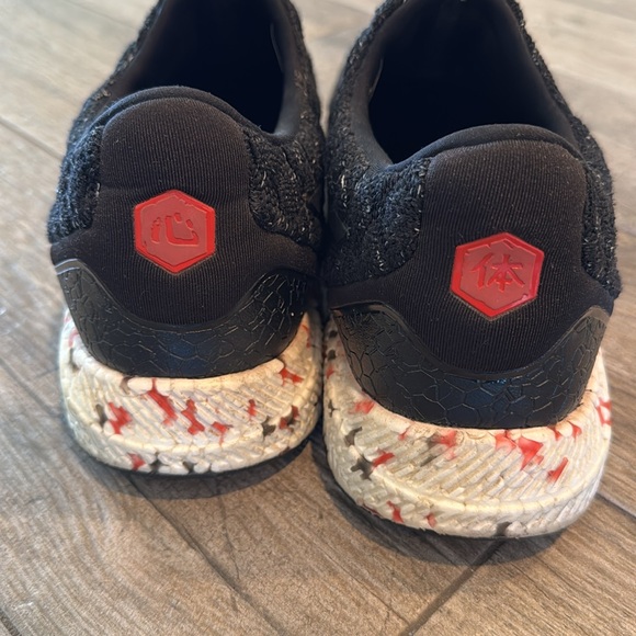 Extremely rare Men’s ASICS lifestyle shoes - Picture 5 of 8